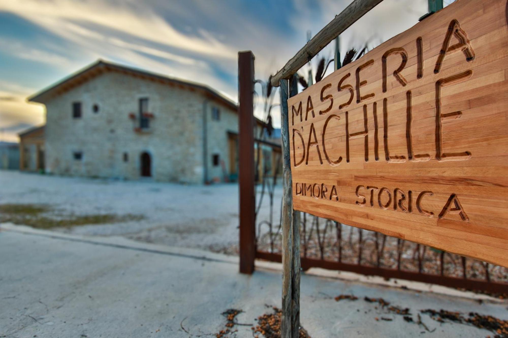 Masseria D'Achille カステル・ディ・サングロ エクステリア 写真